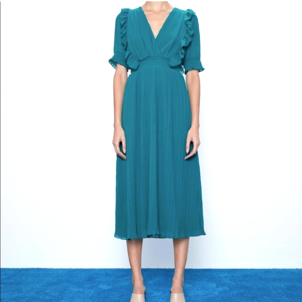 ZARA Emerald Midi Dress.   Size M.